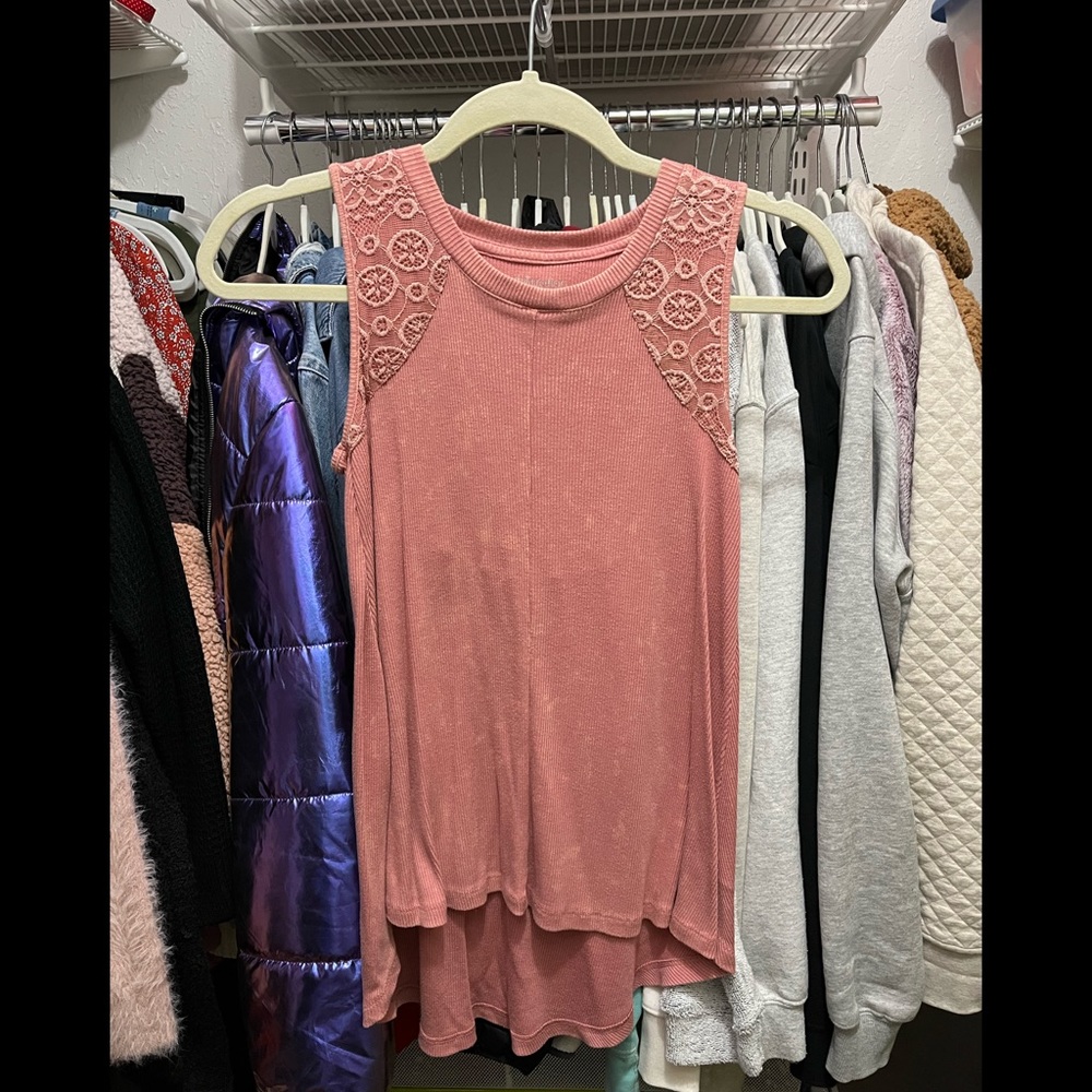 Xhilaration Flowy Tank Top